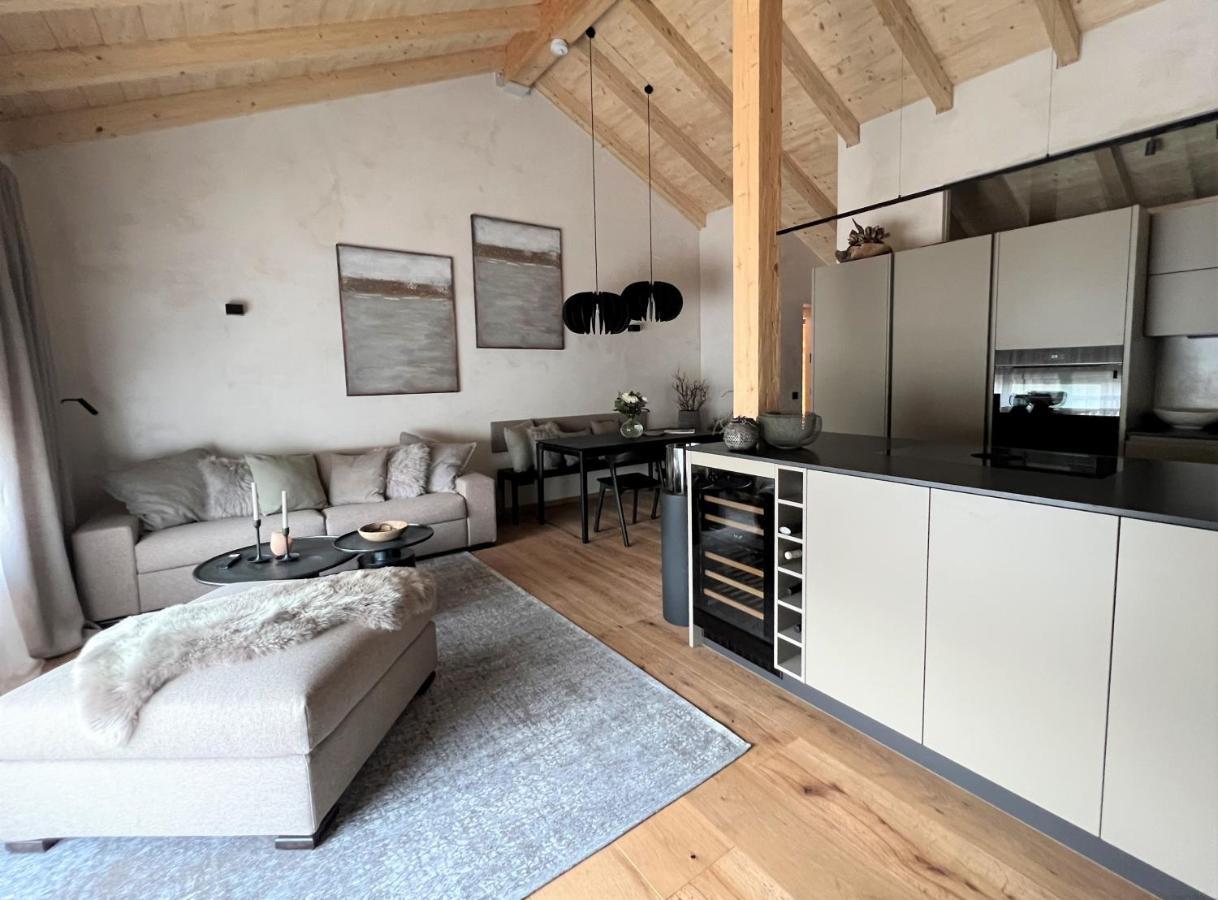 Bergsoul (Adults Only) Apartment การ์มิช-พาร์เทนเคียร์เชน ภายนอก รูปภาพ